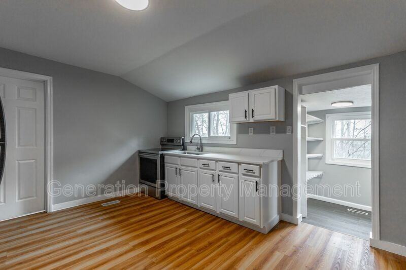 804 Mcgowan Ave - Photo 4 of 20