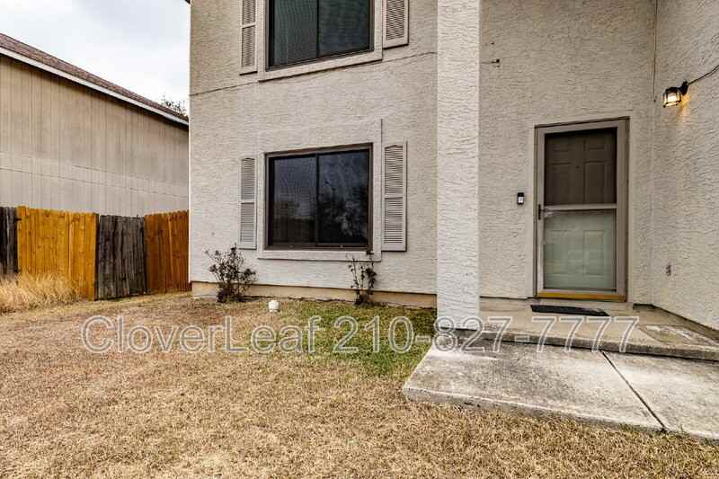 9227 Bowen Dr - Photo 4 of 36