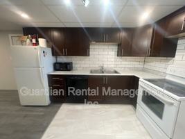 featured image of 105 Algoma St N #3