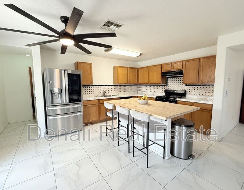 3033 E Santa Rosa Dr - Photo 6 of 33