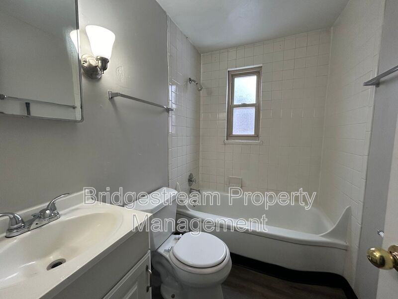 1225 Lytle Ln #2 - Photo 5 of 5