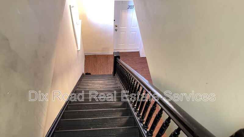 4200 Colerain Ave #303 - Photo 3 of 10