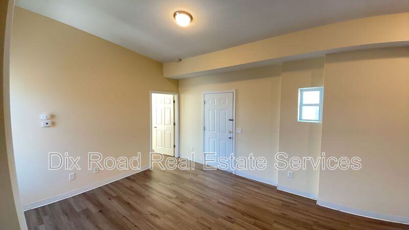 4200 Colerain Ave #303 - Photo 4 of 10