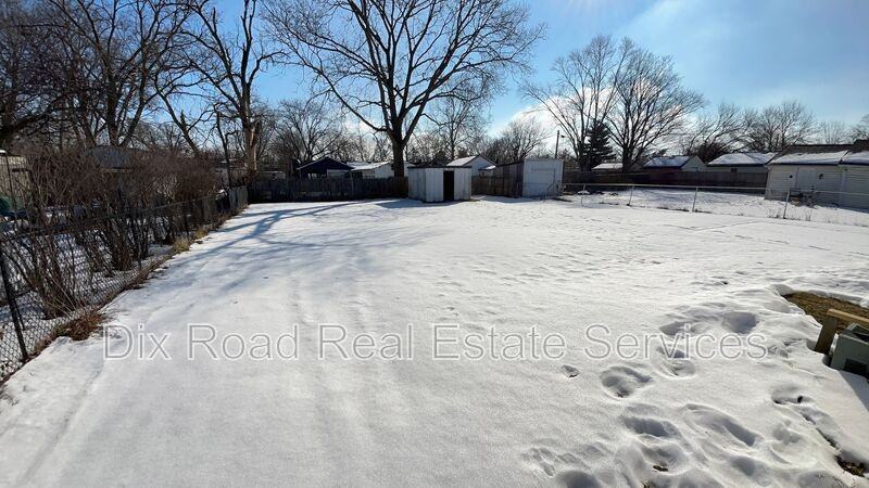 3107 Judy Dr - Photo 3 of 19