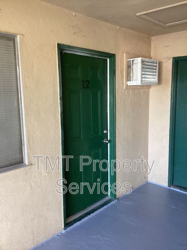 1728 Richmond St #12 - Photo 2 of 11