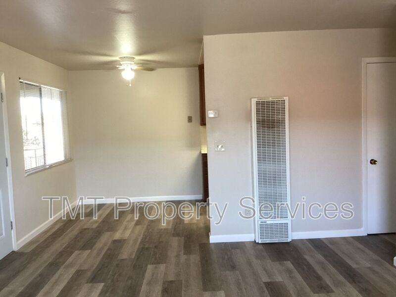 1728 Richmond St #12 - Photo 3 of 11