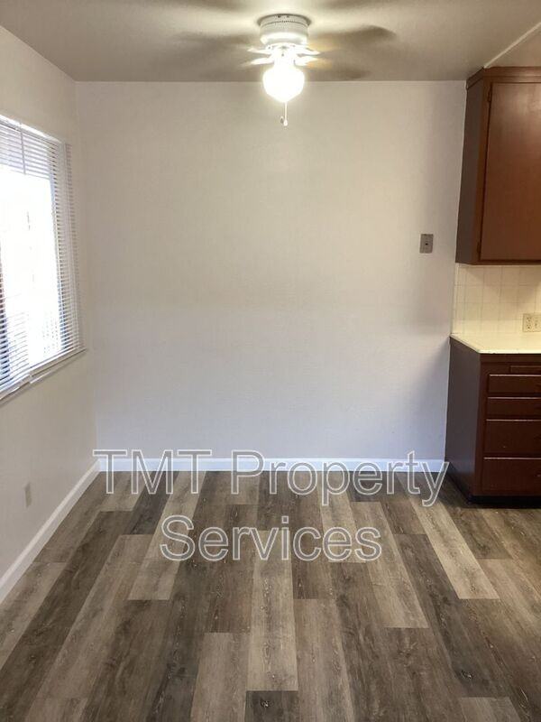 1728 Richmond St #12 - Photo 5 of 11