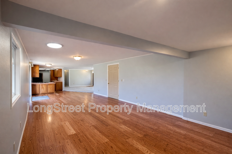 2917 Takena St Sw - Photo 6 of 34