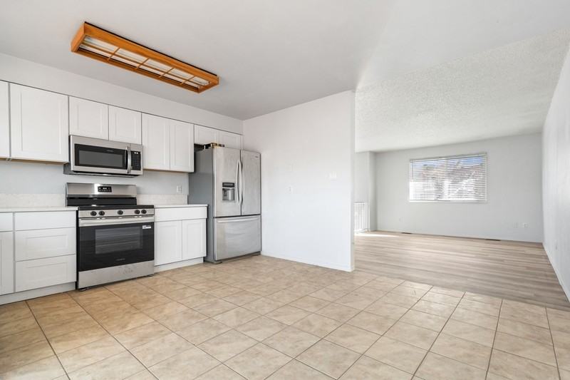 1377 Youngfield St - Photo 4 of 21