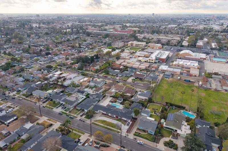 590 N Cambridge St #590 - Photo 7 of 39