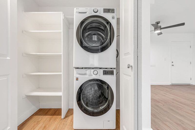 5807 Laurel Canyon Blvd #107 - Photo 7 of 11