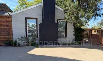 featured image of 1700 Golder Ave #B