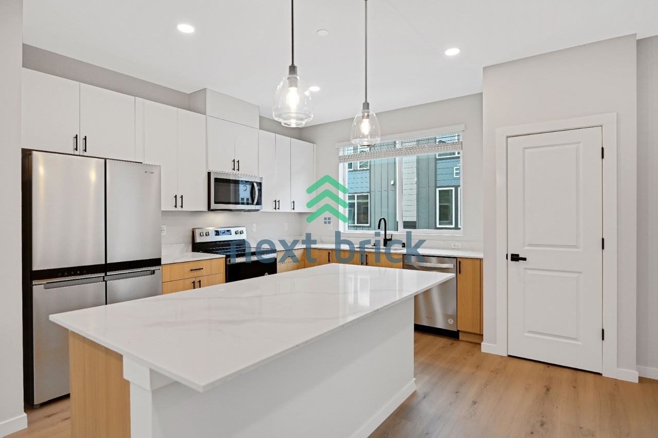 16124 Cascadian Way #F2 - Photo 4 of 28