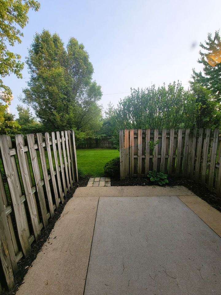 2158 Kenyon St #B - Photo 4 of 34