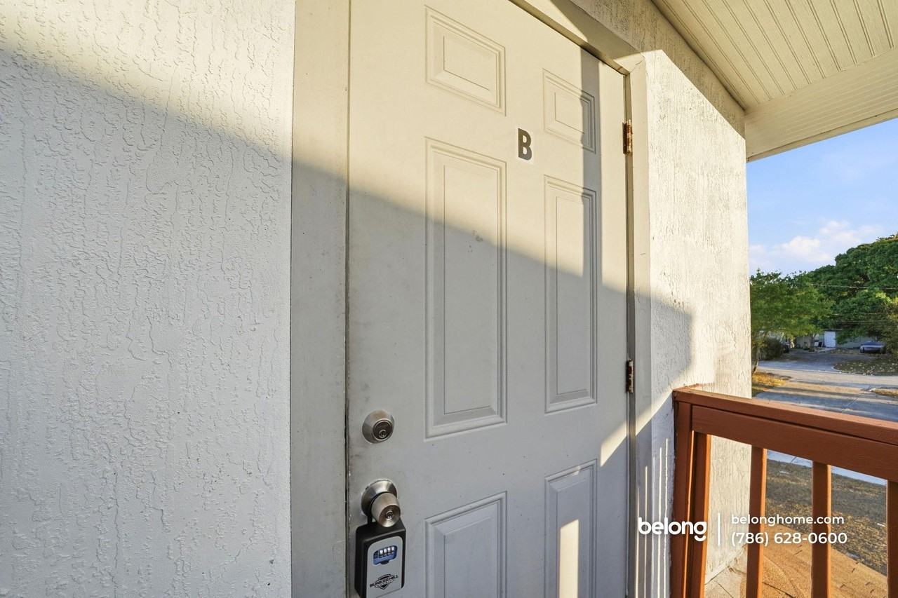 1226 Easter Ave #B - Photo 4 of 24