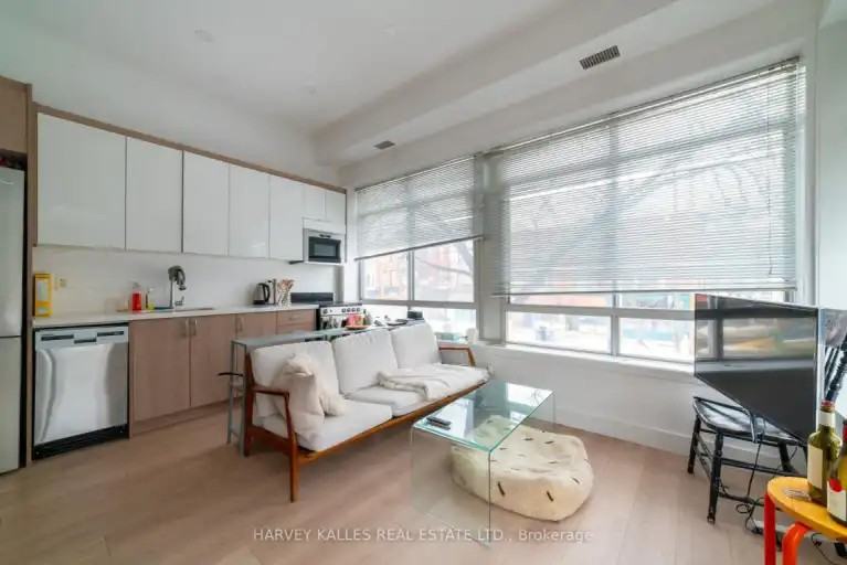 409 College St #1 - Photo 2 of 8