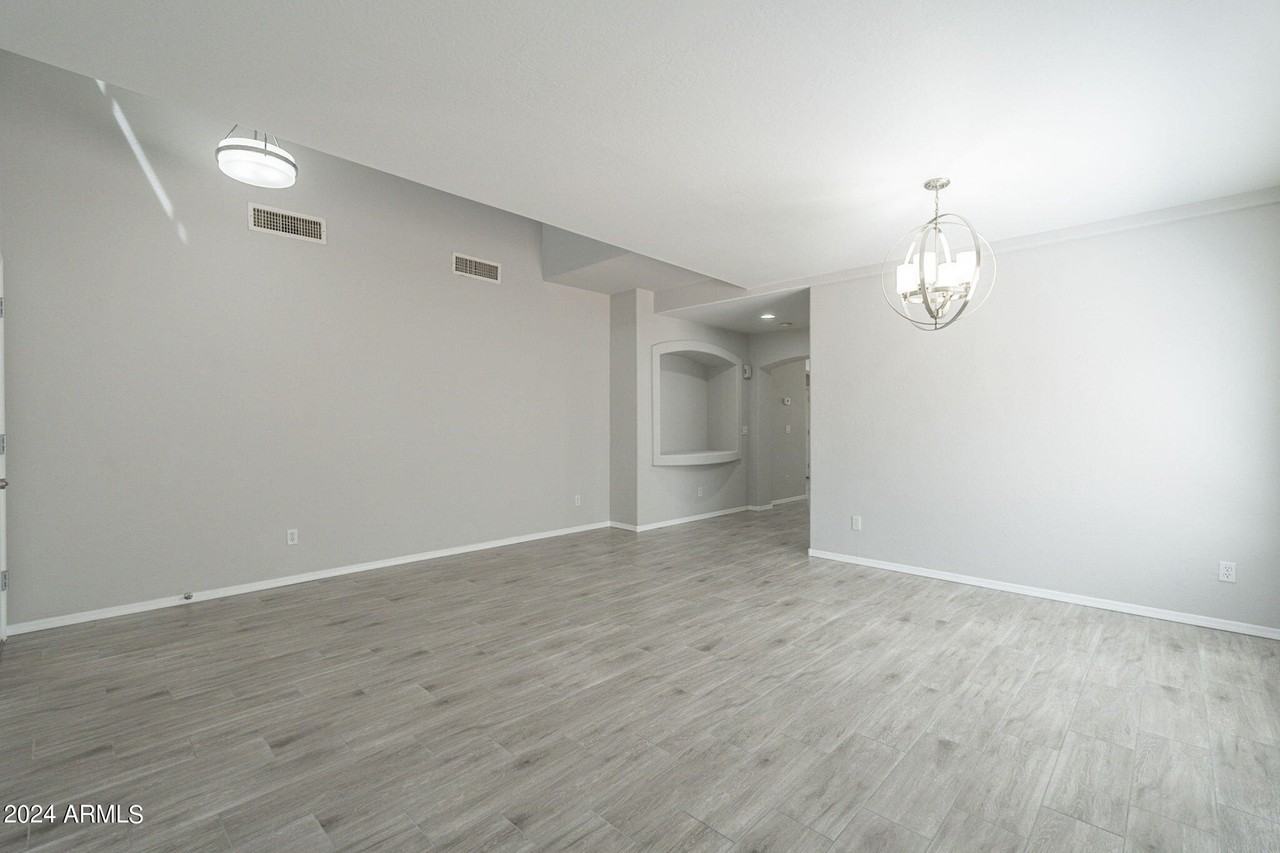 6326 W El Cortez Pl - Photo 5 of 50