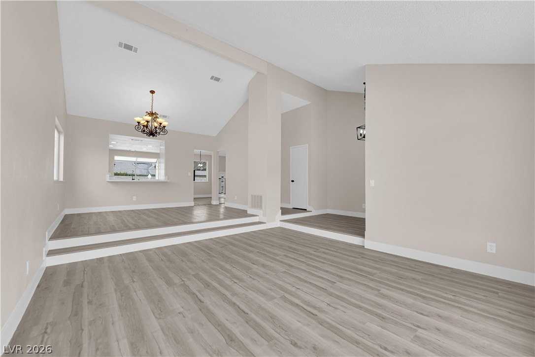 6320 Peppermill Dr - Photo 6 of 50