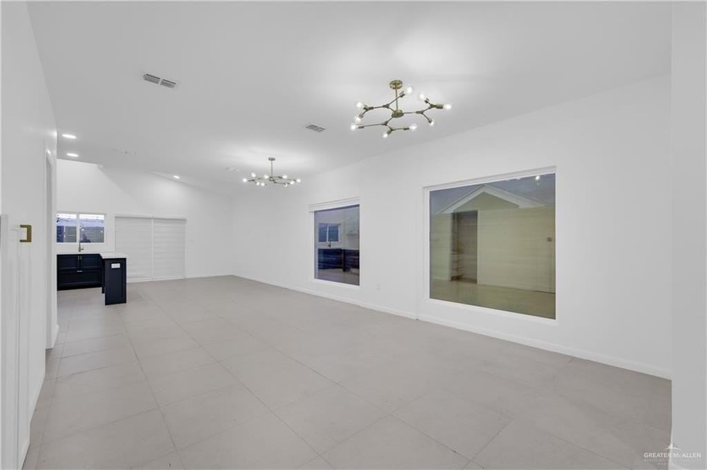 211 N 28th St - Photo 5 of 23