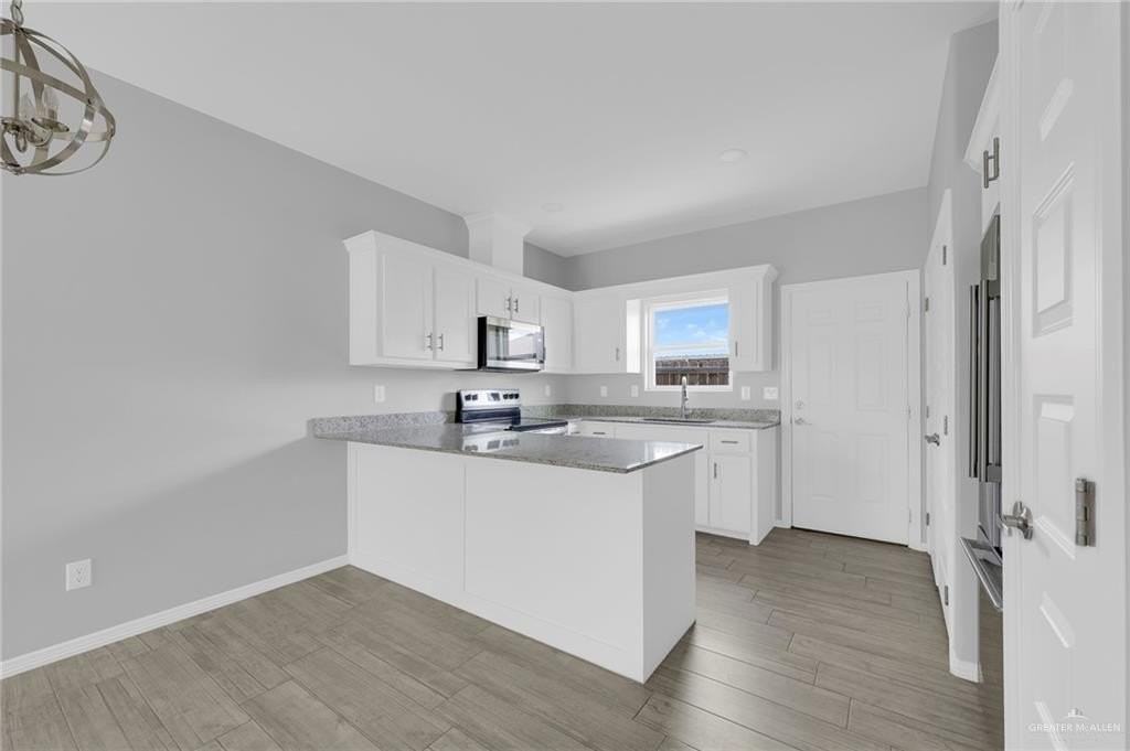 1812 Stauffer St Unit 4 #4 - Photo 5 of 14