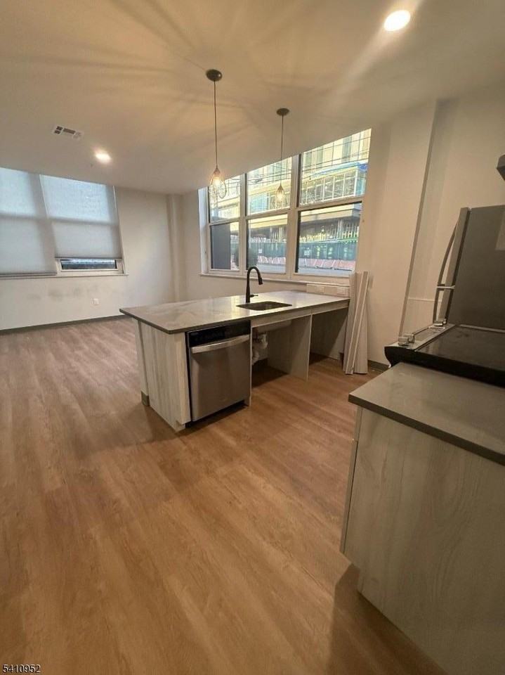 70 W Grand St - Photo 2 of 3