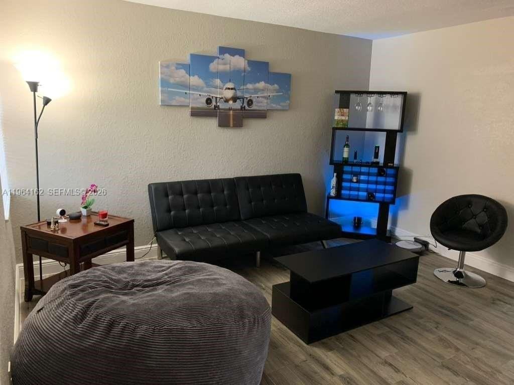 3737 Nw 20th St #504 - Photo 3 of 23