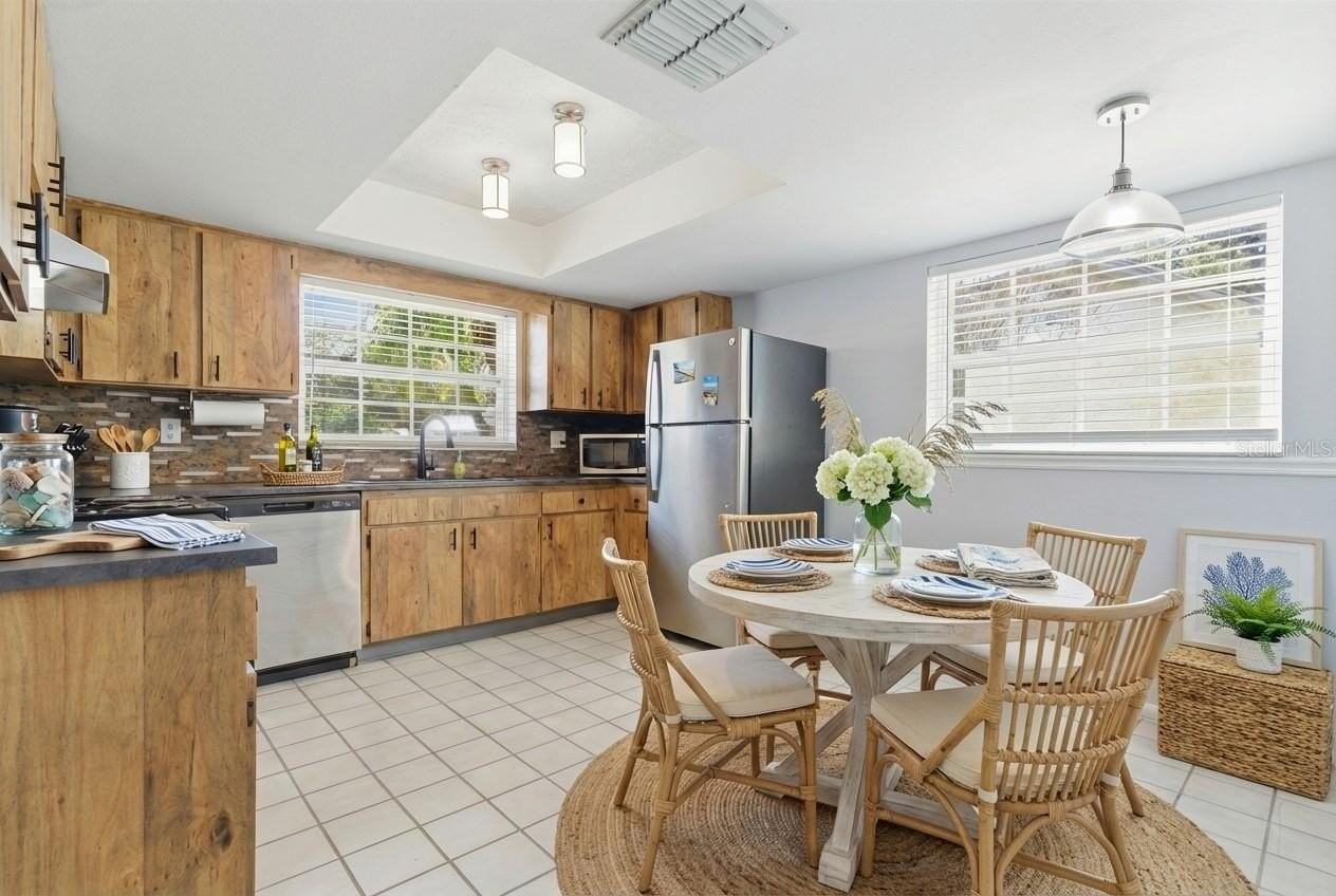 526 Belmist Ct - Photo 6 of 24