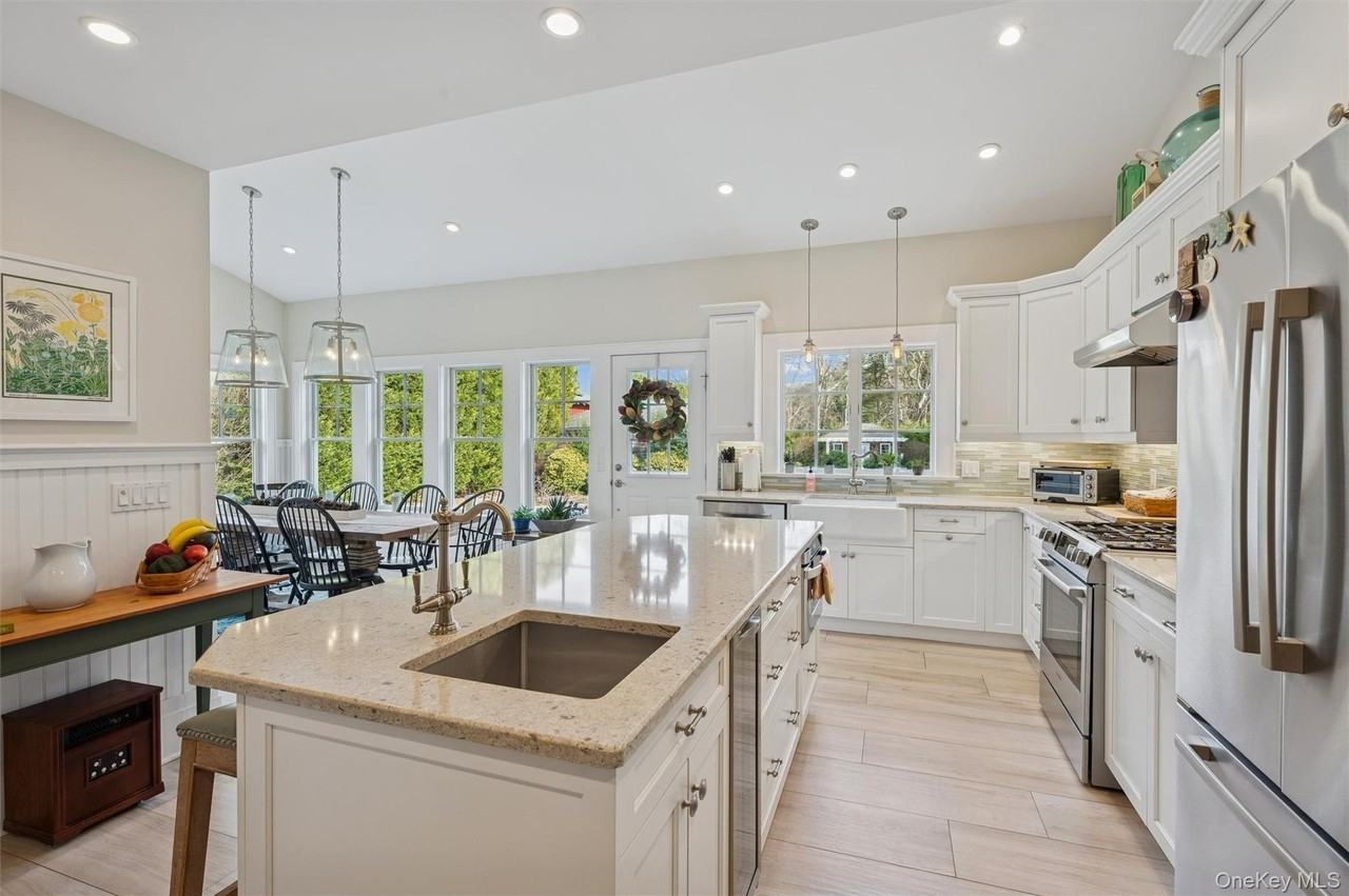 50 Lamb Ave - Photo 6 of 14