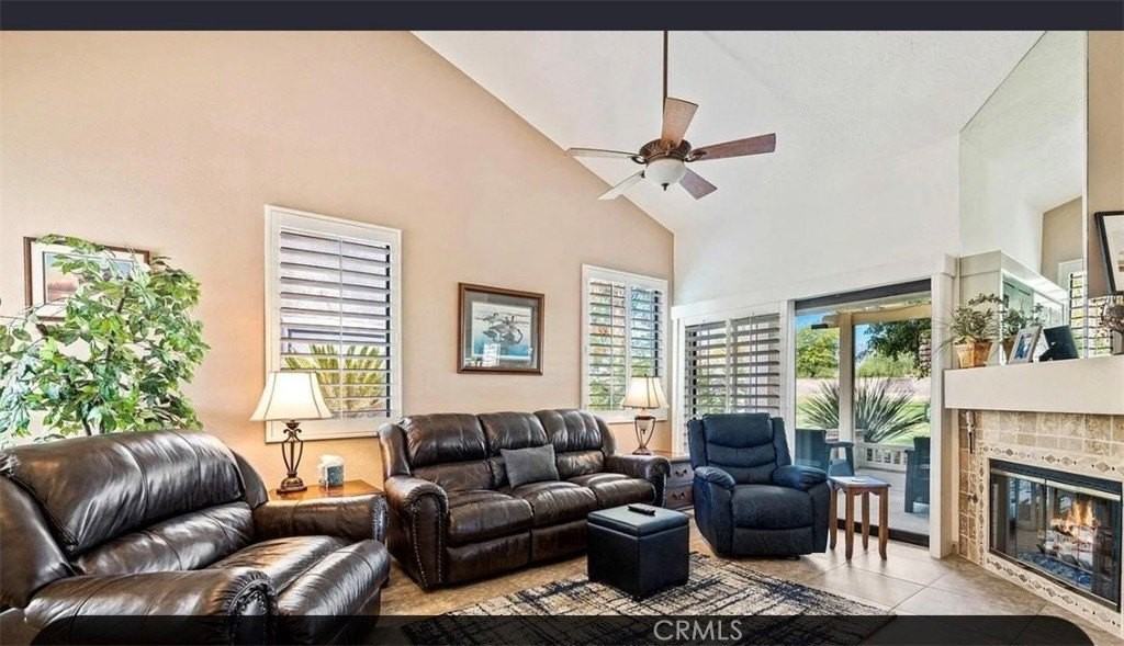 41711 Kansas St - Photo 5 of 17