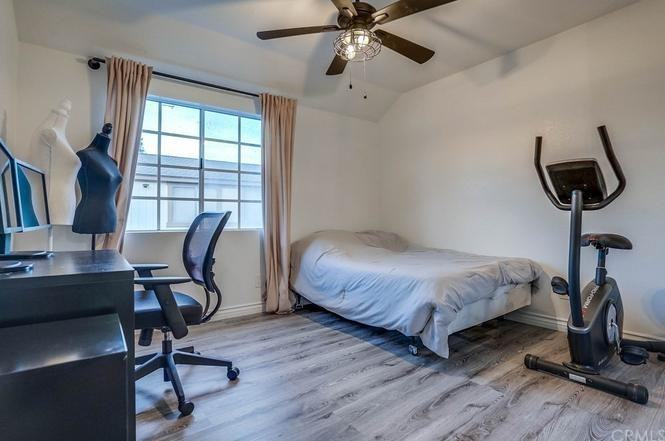 1833 Camberley Ln #NA - Photo 3 of 33