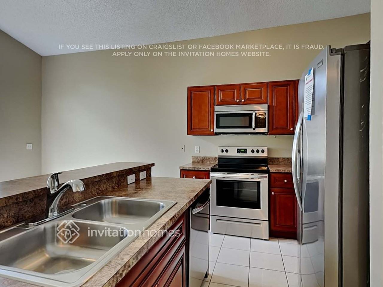 1876 Sw 177th Ter - Photo 7 of 19