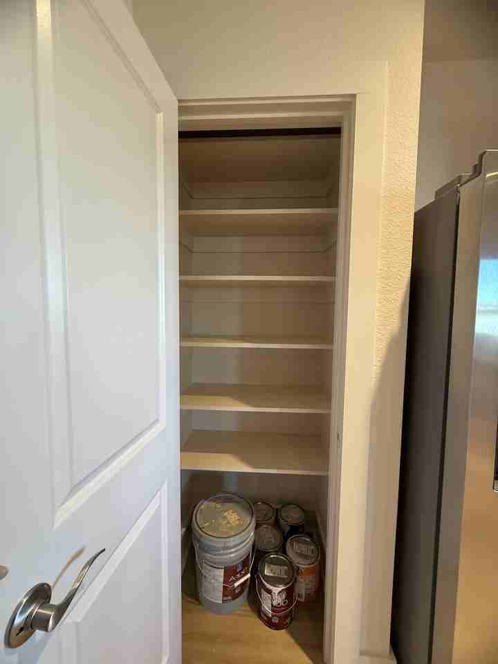 207 Railroad Avenue - Photo 7 of 33