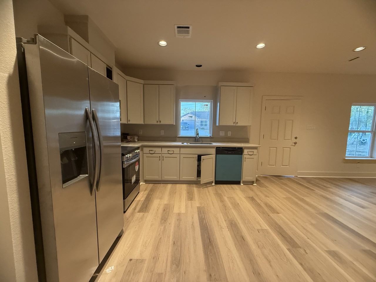 104 Kirkland Street - Photo 4 of 23