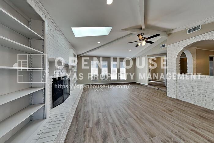 2713 Winterstone Dr - Photo 6 of 45