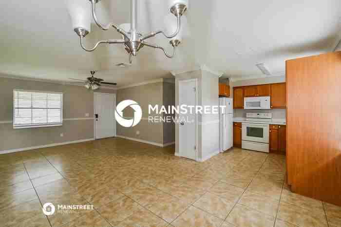 7525 Lois Marie Ct - Photo 5 of 16