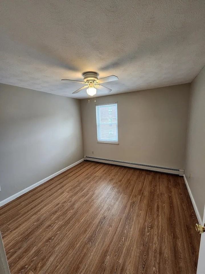 78 Adams Street - Photo 6 of 9