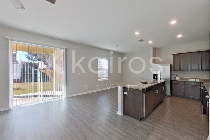 30161 Fedora Cir - Photo 6 of 39