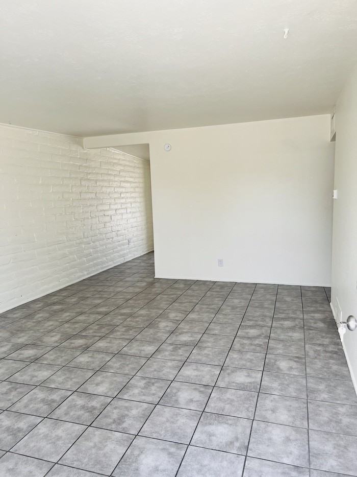 4125 E 27th St - Photo 2 of 11