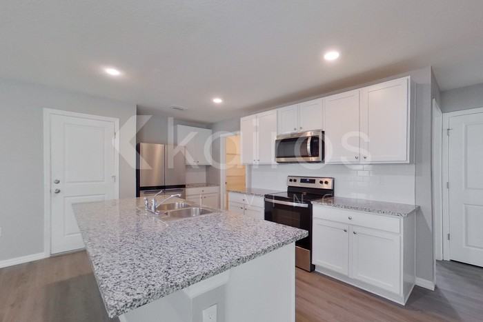 8584 Sw 43rd Ter - Photo 7 of 29
