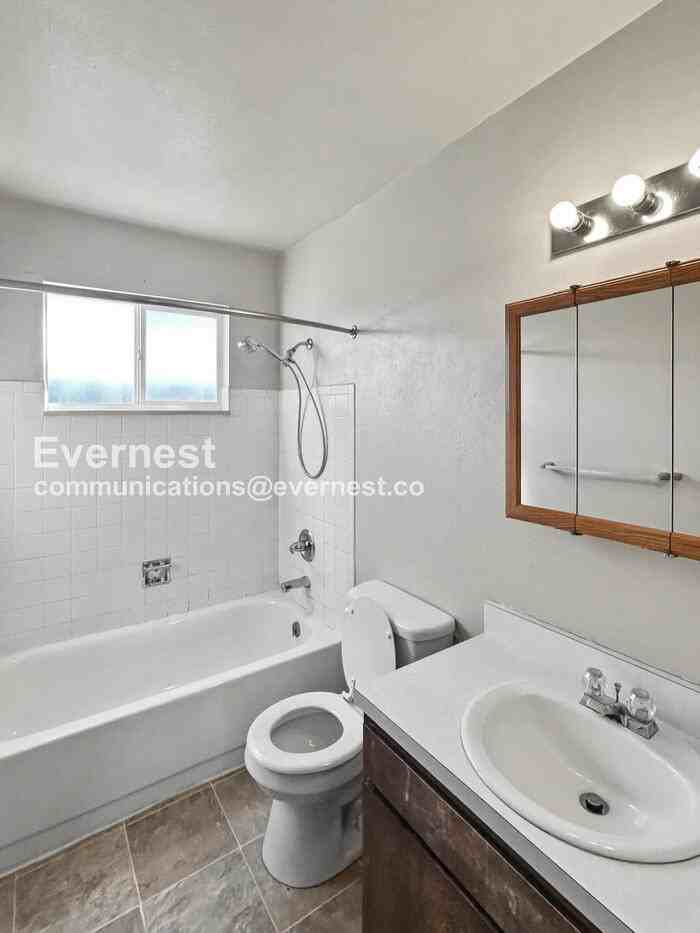 4311 N Chestnut St #1 - Photo 7 of 15