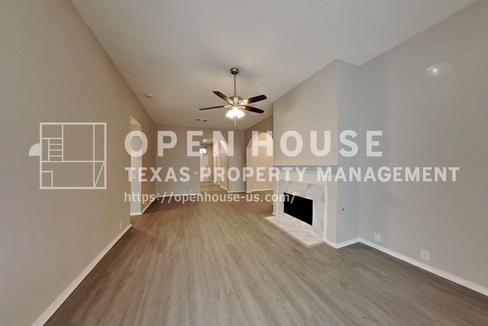 4638 Parkview Ln - Photo 5 of 19