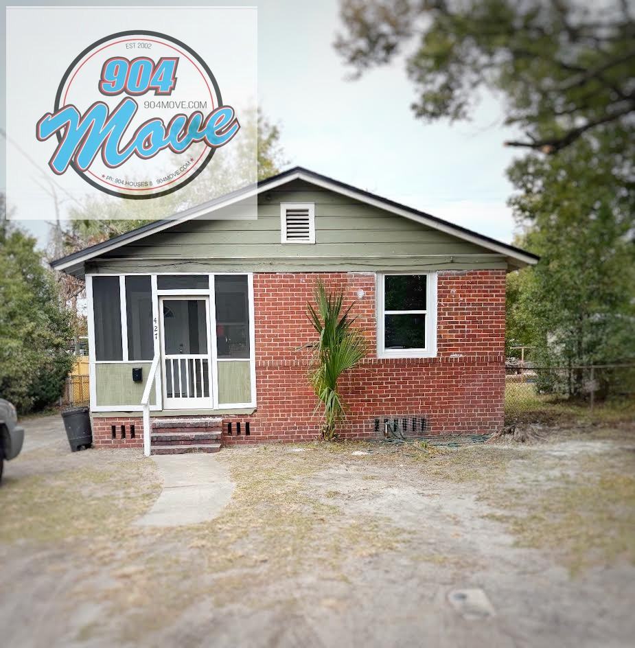 427 Springfield Court North #B - Photo 7 of 16