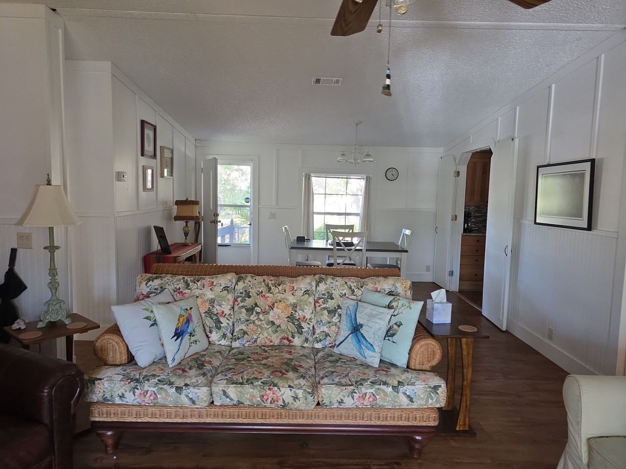 5746 South Boulevard Drive - Photo 3 of 15