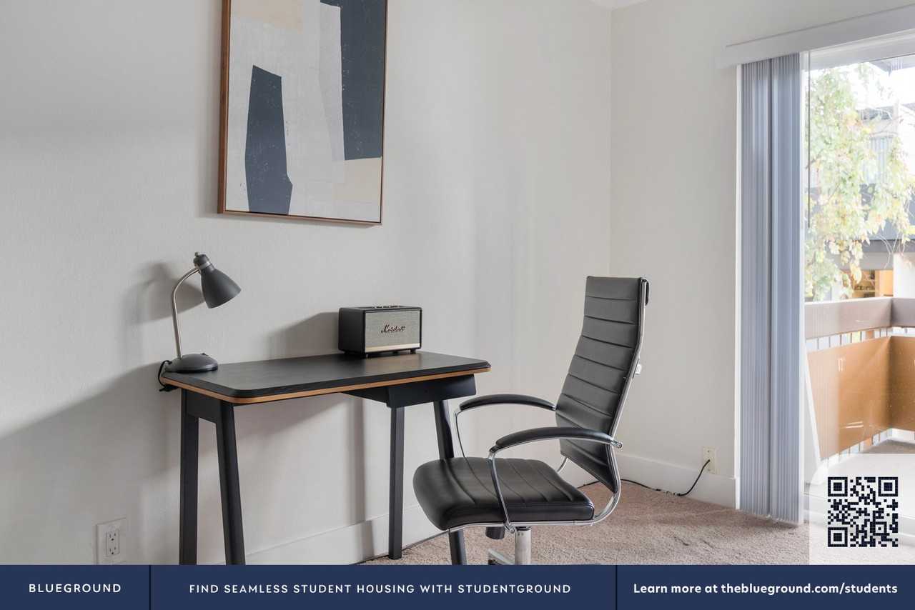 141 Wellesley Cres #1892 - Photo 7 of 38