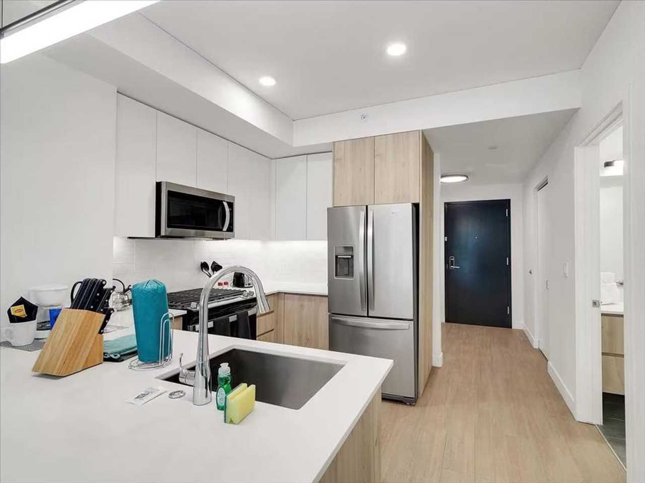 817 N 6th St #1047102P - Photo 7 of 16