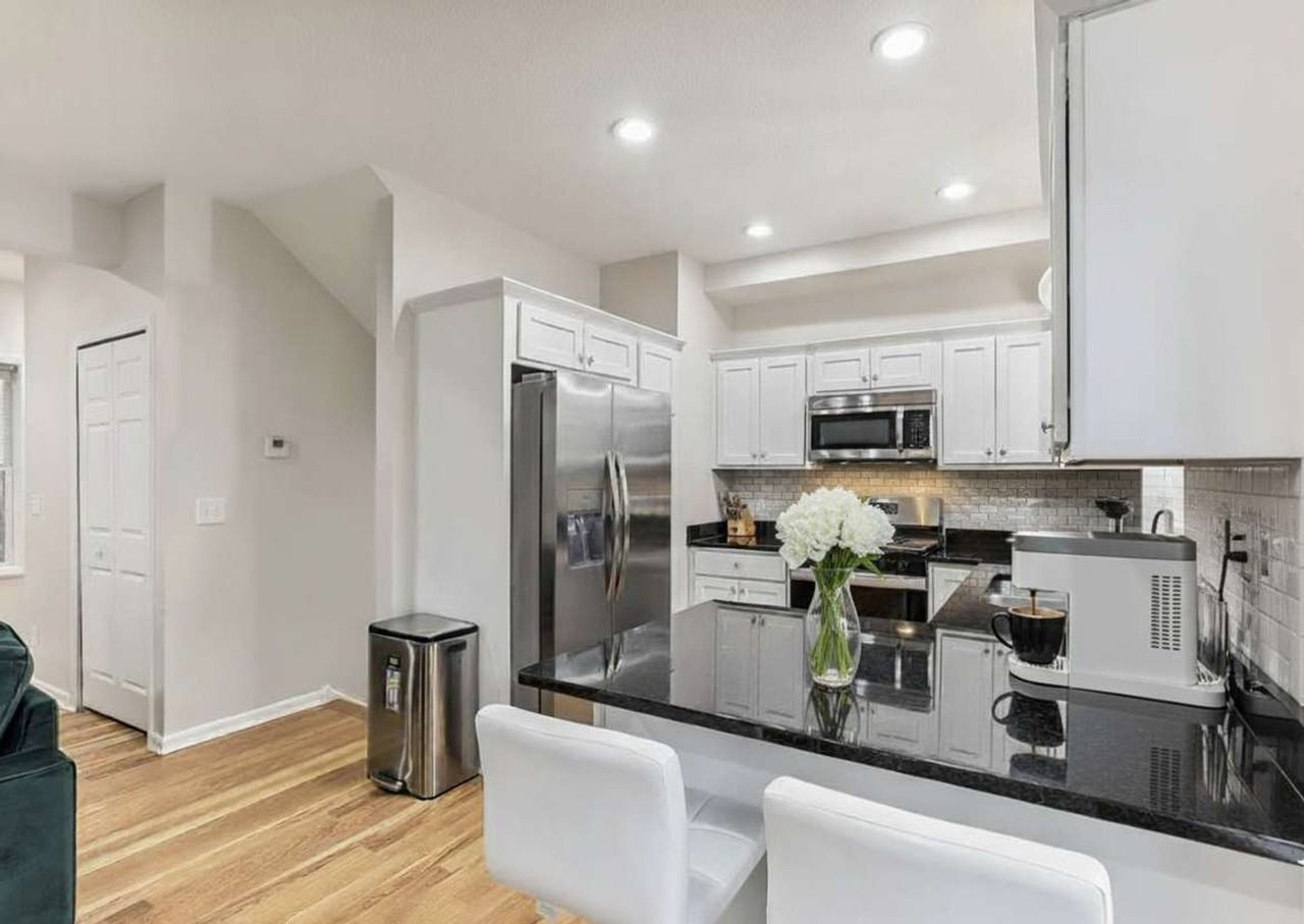 2808 Colfax Ave S #1250754P - Photo 4 of 30