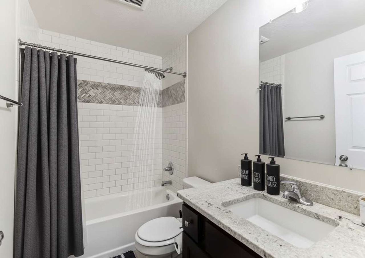 2808 Colfax Ave S #1250754P - Photo 6 of 30