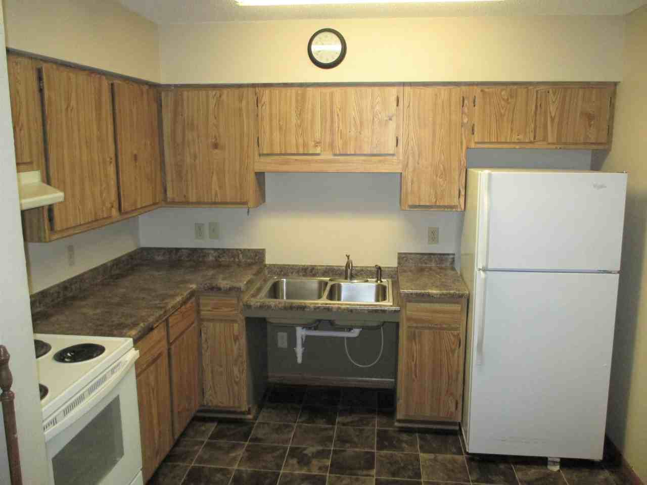 Meadowood Apartments - Photo 6 of 10