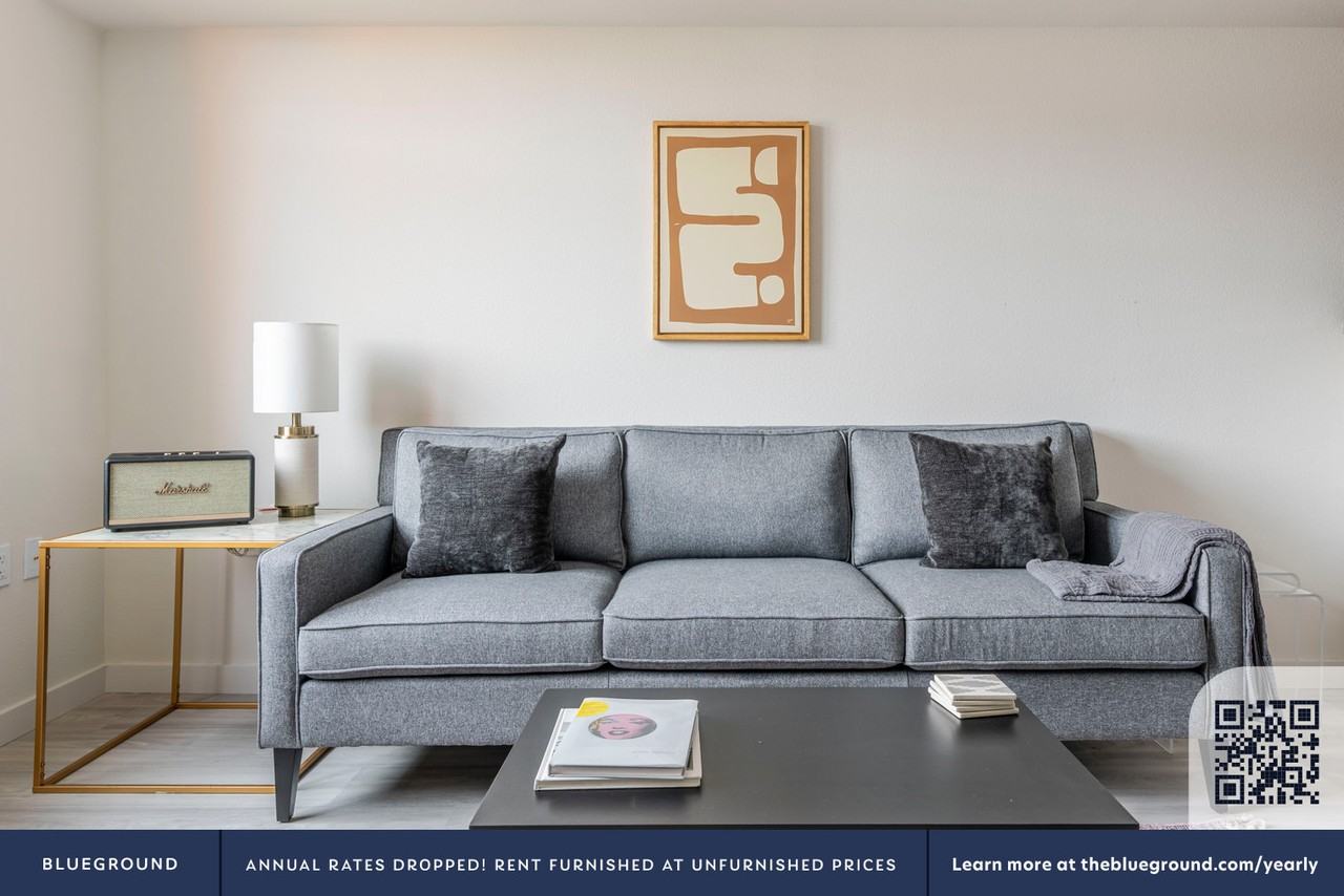 1698 University Ave #2125 - Photo 4 of 27