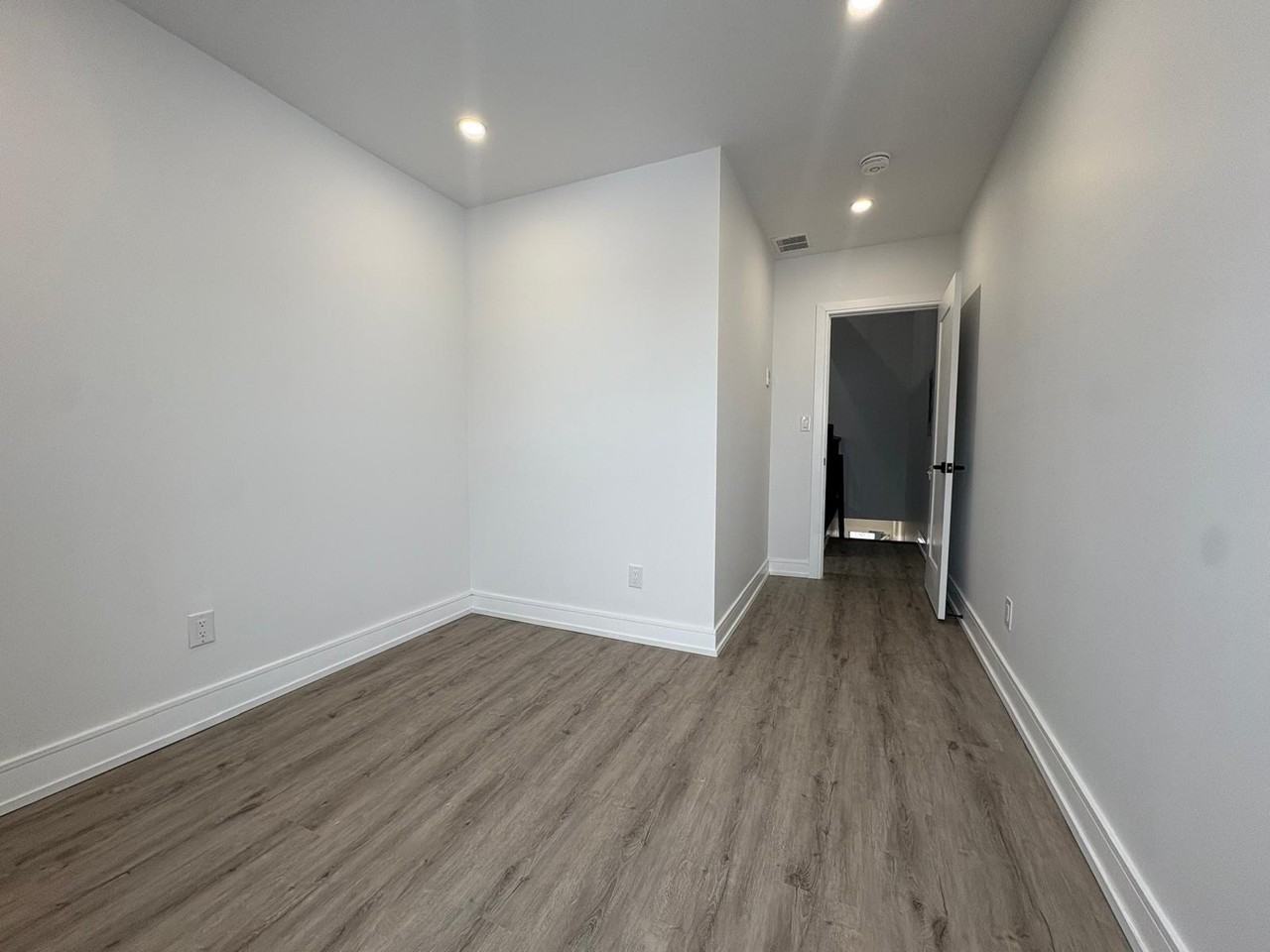 157 Saint Clarens Avenue #3 - Photo 6 of 12